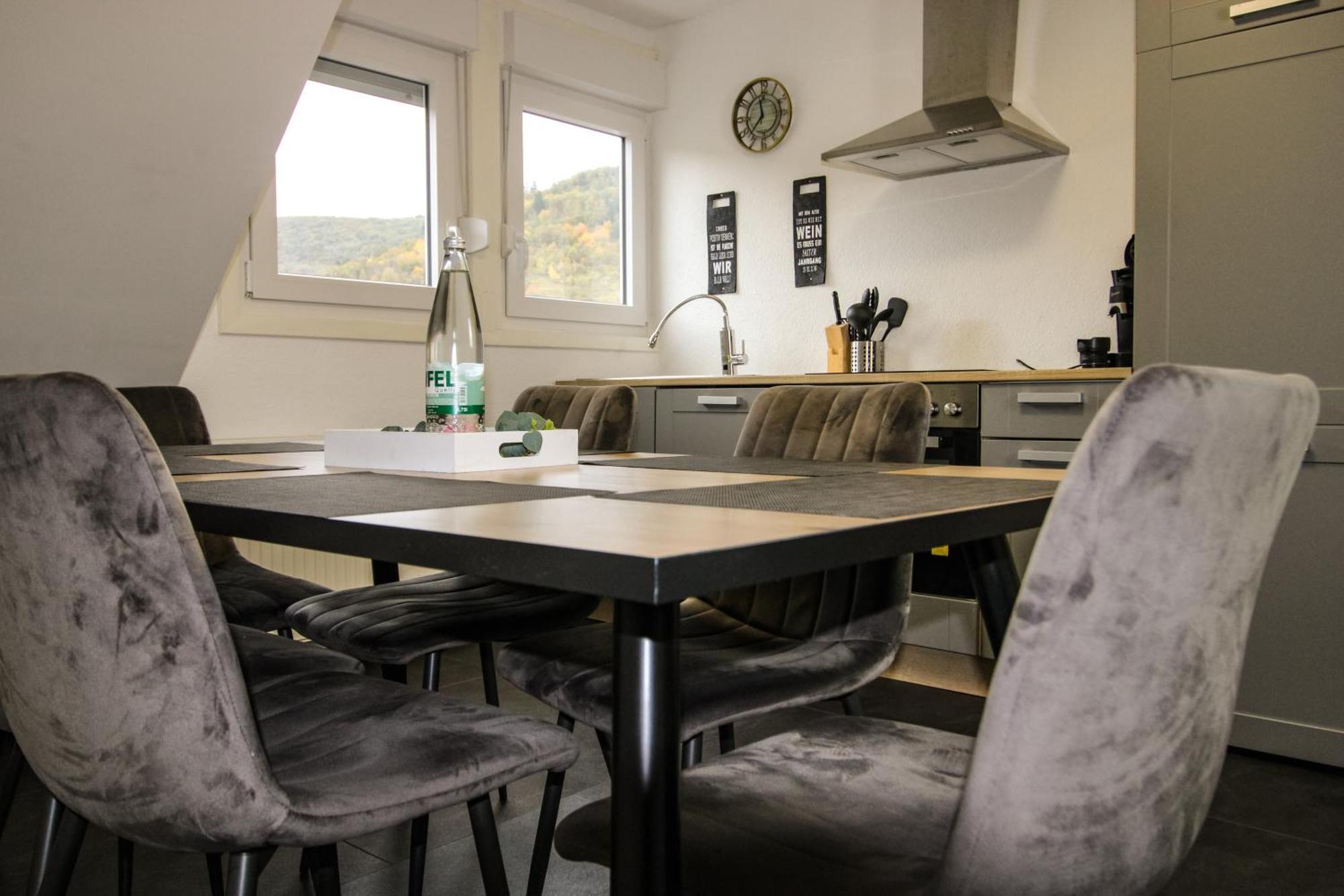Sweet Six, Balkon, Netflix, Boxspringbetten, Hochwertiges Bad Zell an der Mosel Luaran gambar