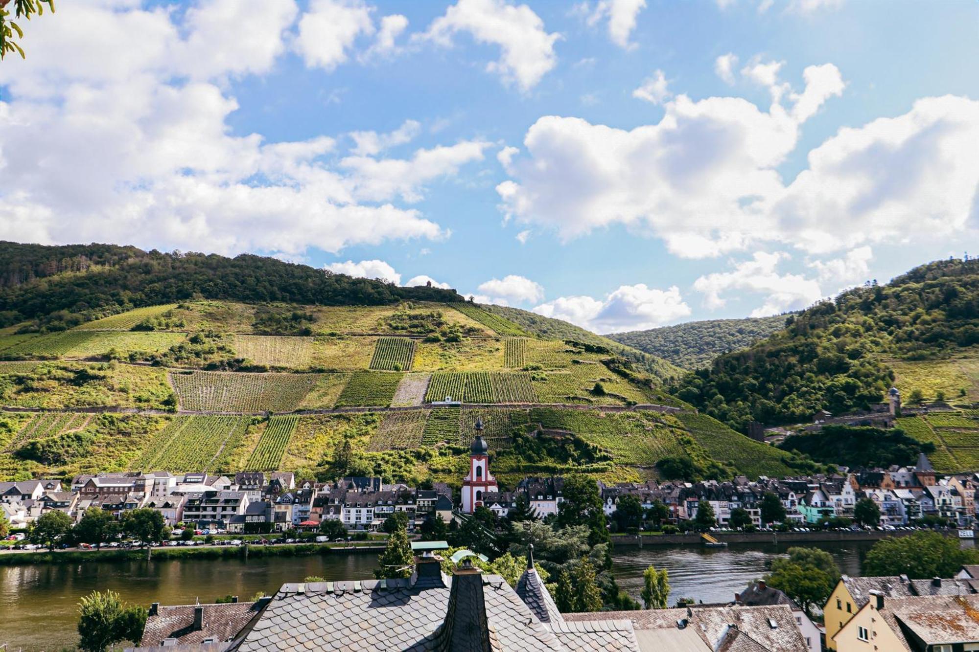 Sweet Six, Balkon, Netflix, Boxspringbetten, Hochwertiges Bad Zell an der Mosel Luaran gambar